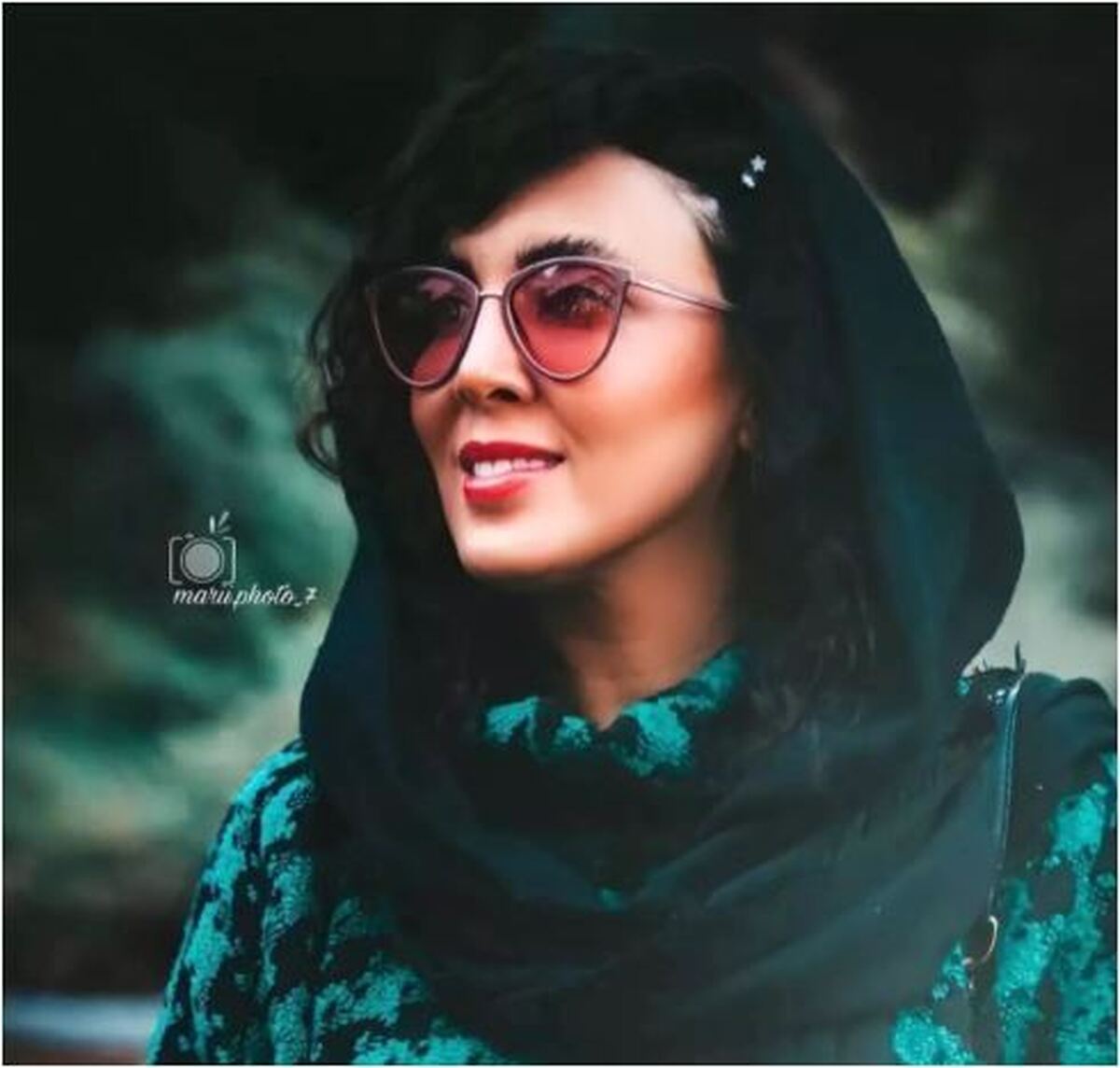 لیلا بلوکات با این ژست دست اکسسوریهاشو به رخ کشید+عکس