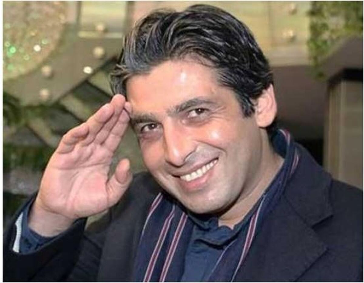 حمید گودرزی با محاسن و موی سیاه رنگ شده ظاهر شد+عکس