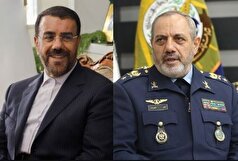 وزیر دفاع از قطب الکترونیک نیرو‌های مسلح در شیراز بازدید کرد