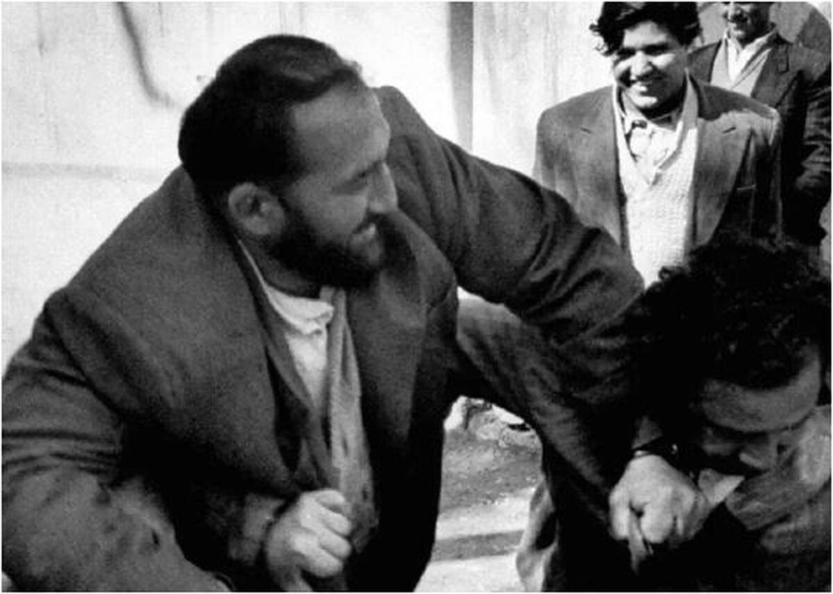 تصویری کمتر دیده شده از بازیگر نقش «شعبان بی مخ» در آستانه ۸۰ سالگی در آمریکا