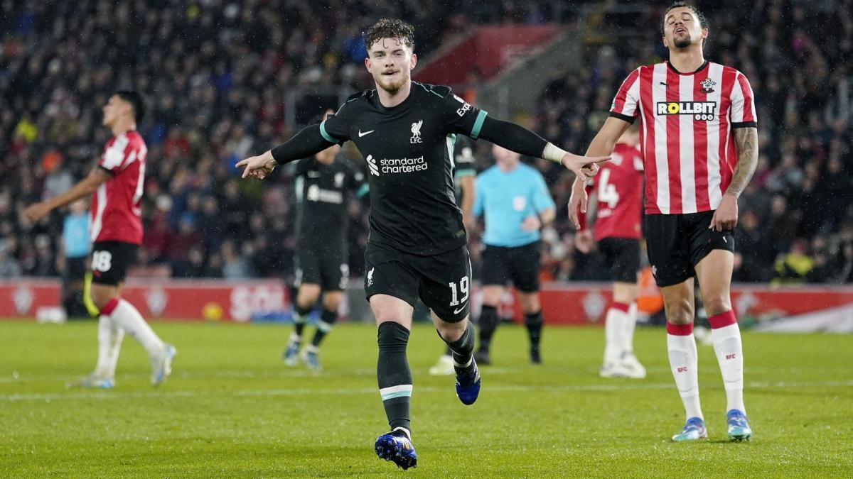 استون ویلا ۴۰ میلیون یورو بدهی دارد