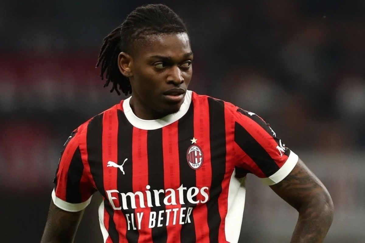 آلگری، سرمربی میلان، در مورد نقش جدید هافبک پرتغالی، لیائو، به عنوان شماره ۹ اظهار نظر کرد