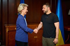 زلنسکی با رئیس کمیسیون اروپا گفت‌و‌گو کرد