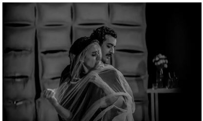 قاب خندان علی شادمان و سحر دولتشاهی در کنار دوستان خود!