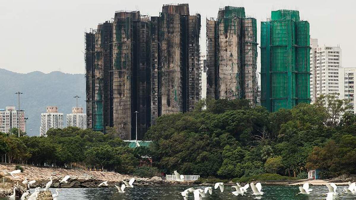 شمار کشته‌شدگان آتش‌سوزی در یک مجتمع آپارتمانی در هنگ کنگ به ۱۴۶ نفر رسید.