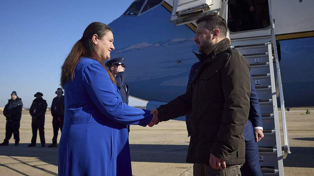 زلنسکی، مارکارووا، سفیر سابق اوکراین در ایالات متحده را به عنوان مشاور خود منصوب کرد.