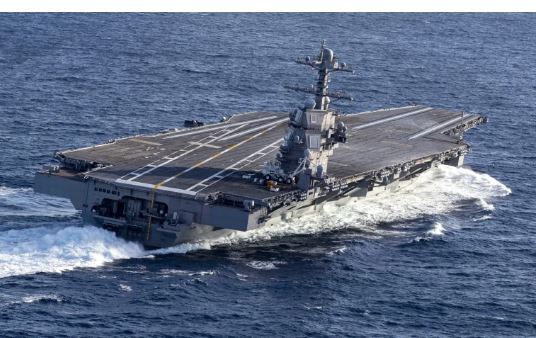 ناو‌های هواپیمابر سنگین چگونه استقامت خود را در هوا‌های طوفانی حفظ می‌کنند