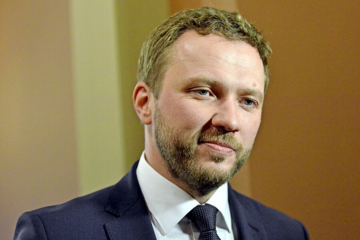 استونی از فون در لاین به دلیل عدم رسیدگی به دارایی‌های روسیه انتقاد کرد.