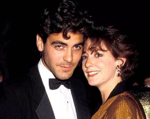 درخشش همسر سابق جورج کلونی با جان اسلتری در موزه هنر‌های مدرن