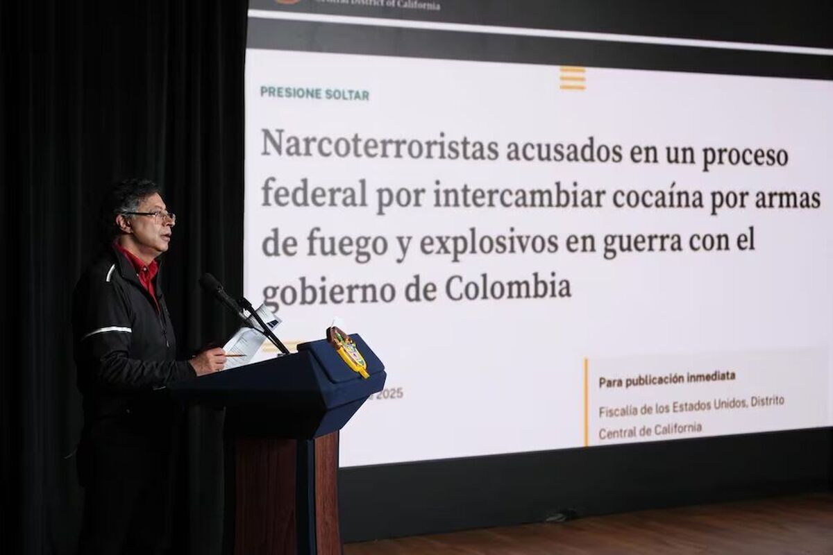 روزهایی آکنده از رسوایی و تنش برای رئیس جمهور کلمبیا