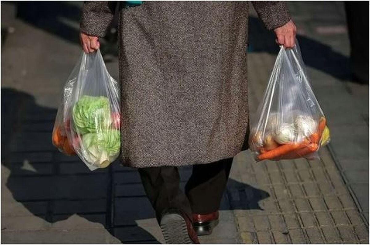 نرخ تورم میوه و خشکبار در رتبه اول نسبت به خوراکی‌های دیگر