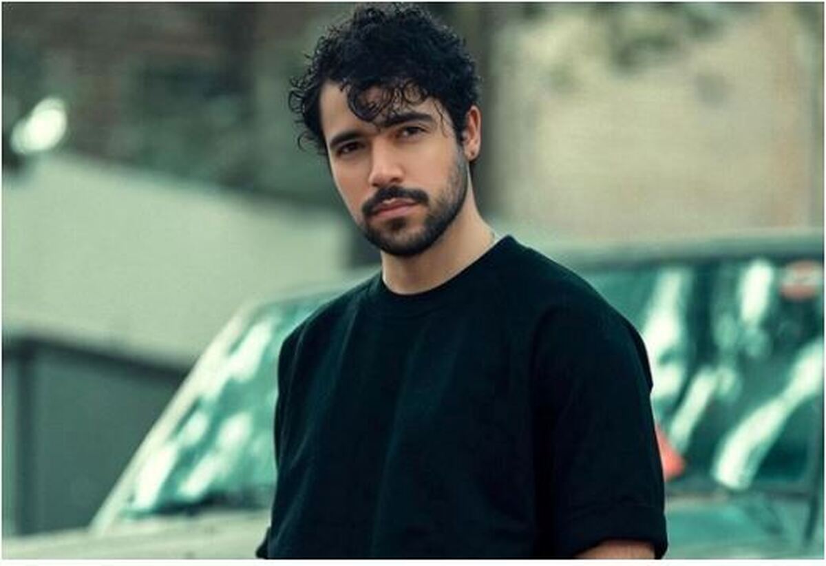 آلبوم این خواننده پس از مدتی مجاز شد