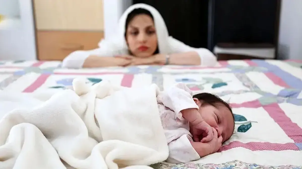 افسردگی پس از زایمان در شرایط حاد چه مشکلاتی ایجاد میکند؟