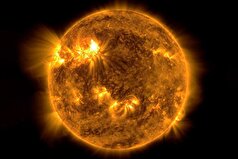 پنج شراره قدرتمند در خورشید رخ داد