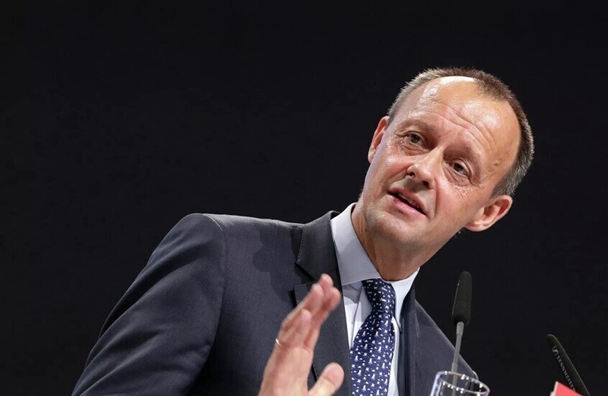 مرتز: آلمان و لهستان قصد دارند در سال ۲۰۲۶ یک توافق دفاعی جدید امضا کنند