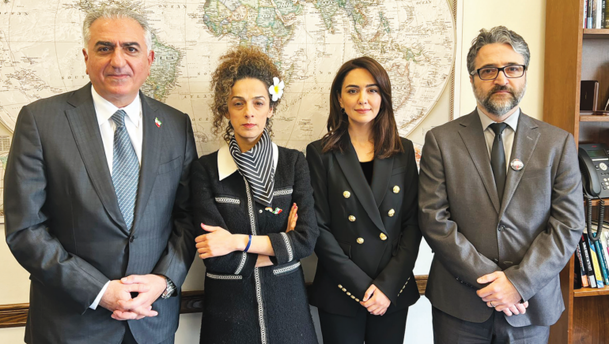 از عطر خون تا «شراب نیکا»| دکان بازی‌های وطن فروشان