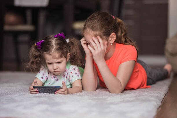 نقش رفتار والدین در تقویت یا از بین بردن اضطراب پنهان کودکان!