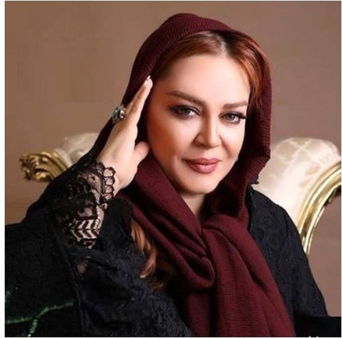 نگاهی به سورپرایز تولد بهاره رهنما با یک کیک تولد خاص و معنادار! +عکس