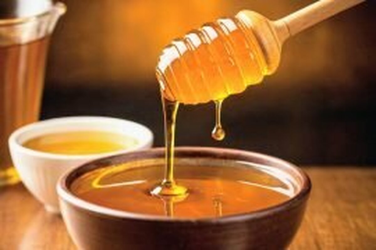۵ آزمایش ساده برای تشخیص دادن عسل فیک که هر کسی باید بلد باشد!