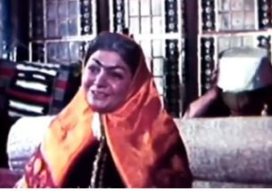 سفر زمان؛ چهرۀ «حمیده خیرآبادی» در ۴۶ سالگی در فیلم «حسن کچل»؛ سال ۱۳۴۹ سفر زمان؛ چهرۀ «حمیده خیرآبادی» در ۴۶ سالگی در فیلم «حسن کچل»؛ سال ۱۳۴۹