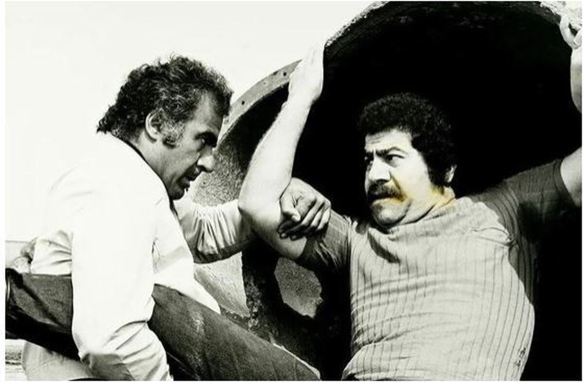 عکسی فوق زیرخاکی از جبهه رفتن بازیگر معروف و محبوب در قبل انقلاب