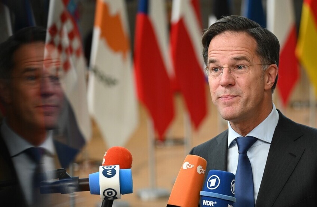 روته مذاکرات صلح را از بحث‌های مربوط به پیوستن اوکراین به ناتو جدا کرد