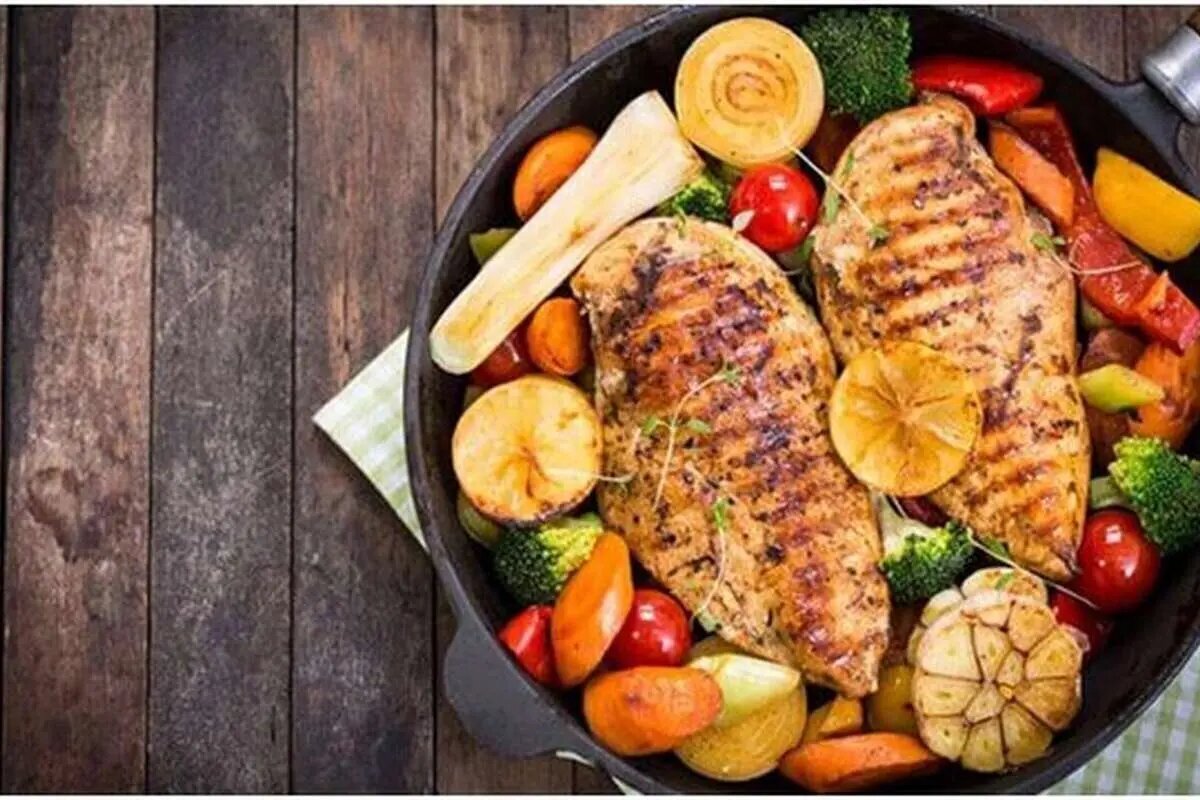 ۱۰ غذای رژیمی با مرغ که تا آخر روز شما را پر انرژی نگه می‌دارد