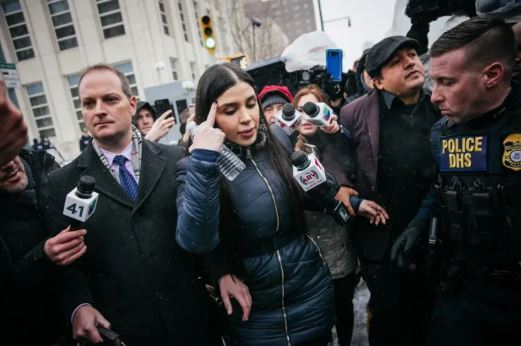 همسر جوان «ال چاپو» از خانواده قربانیان برای جنایت‌های شوهرش عذرخواهی کرد