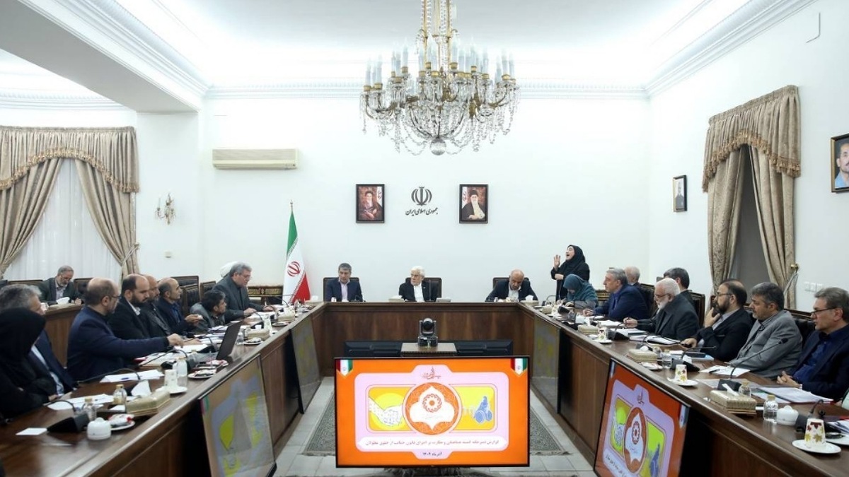 حقوق هیچ قشری نباید نادیده گرفته شود