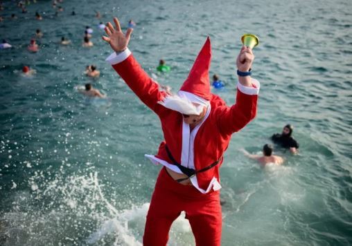 «پاداش زمستانی» ۶۴۰ یورویی برای ساکنان این کشور اروپایی در کریسمس «پاداش زمستانی» ۶۴۰ یورویی برای ساکنان این کشور اروپایی در کریسمس