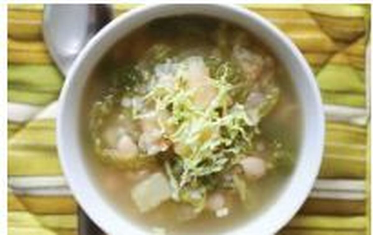 دستور پخت سوپ کلم و لوبیا برای عصرانه