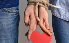 بمباران عشقی در رابطه عاطفی به چه معناست؟