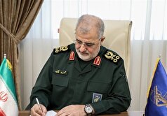 سرلشکر پاکپور: مادران و همسران شهدا الگویی ماندگار برای نسل‌های آینده هستند