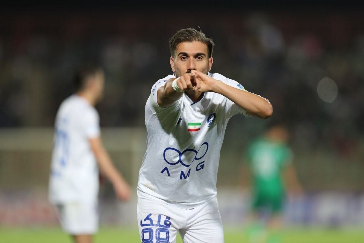 هافبک استقلال در دربی حضور پیدا نمی‌کند