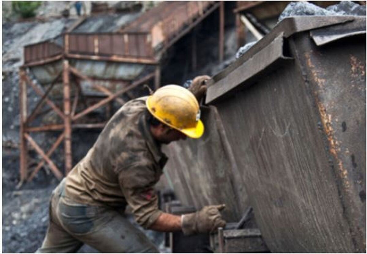 اعلام جزئیات عیدی مشمولان قانون کار بار دیگر بحث برانگیز شد