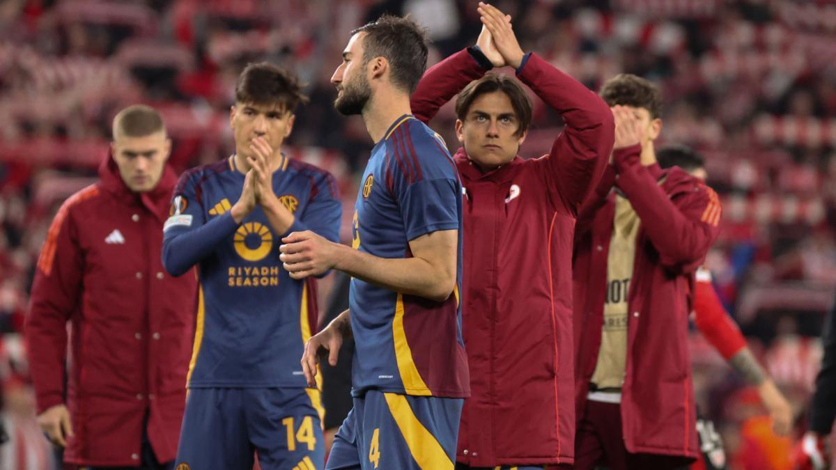 یک بازیکن محبوب و یک جایگزین برای خط حمله آ اس رم