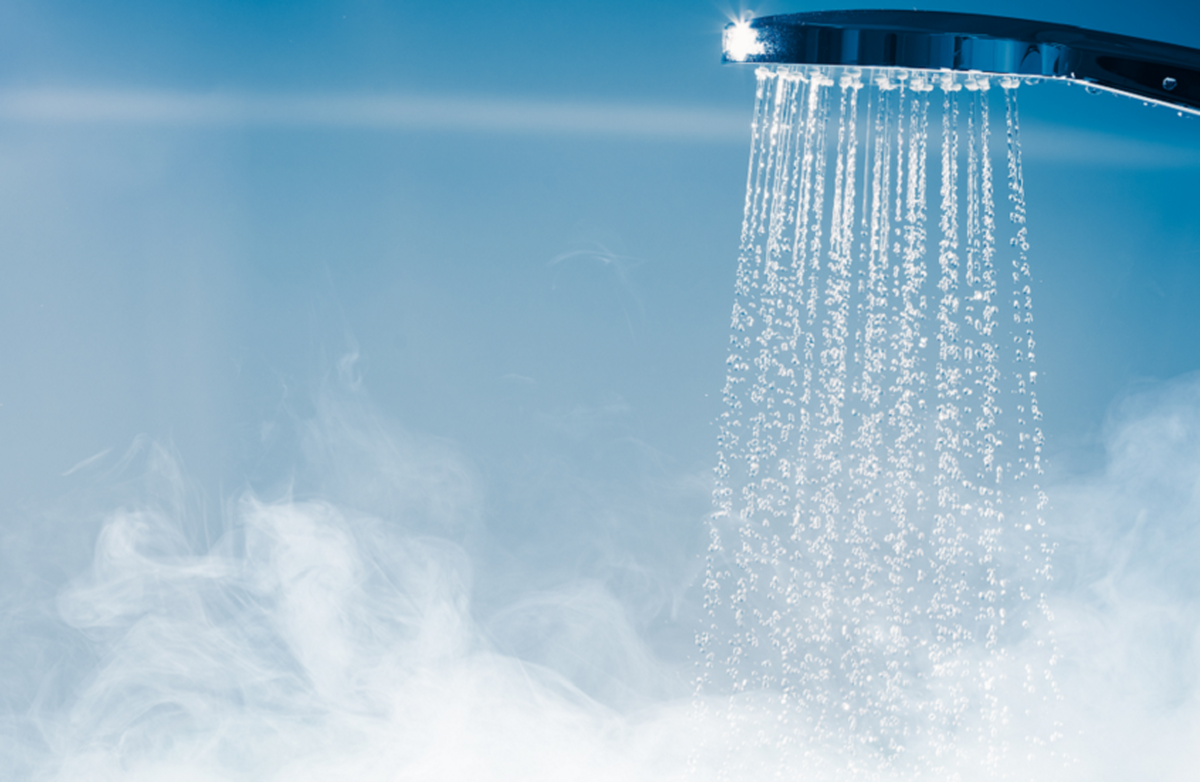 فواید شگفت‌انگیز حمام آب گرم برای سلامتی