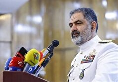 دریادار ایرانی: در رزمایش بریکس تکاوران دریایی با غیرت پرچم ایران را به اهتزاز درآورند