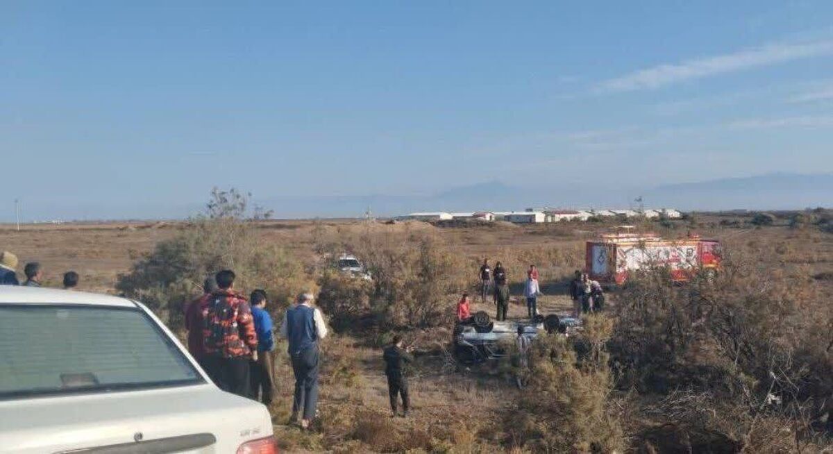 فوت و مصدومیت ۴ نفر در پی واژگونی ماشین پراید