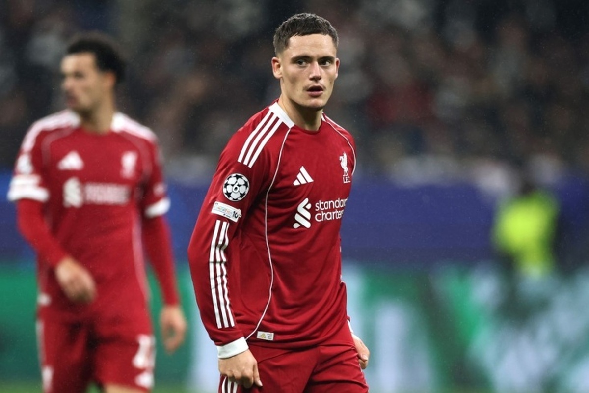 آرن اسلات از عملکرد فلوریان ویرتز در دیدار لیورپول مقابل ساندرلند تمجید کرد