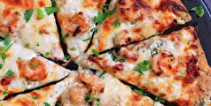 اگر عاشق غذای دریایی هستید این پیتزا میگو ایتالیایی را درست کنید