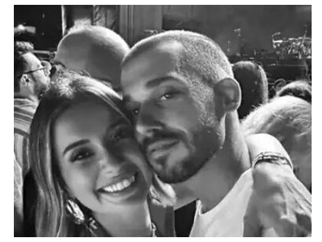 بوسه تریم خبر از پیوند عاشقانه جدیدی داد بوسه تریم خبر از پیوند عاشقانه جدیدی داد