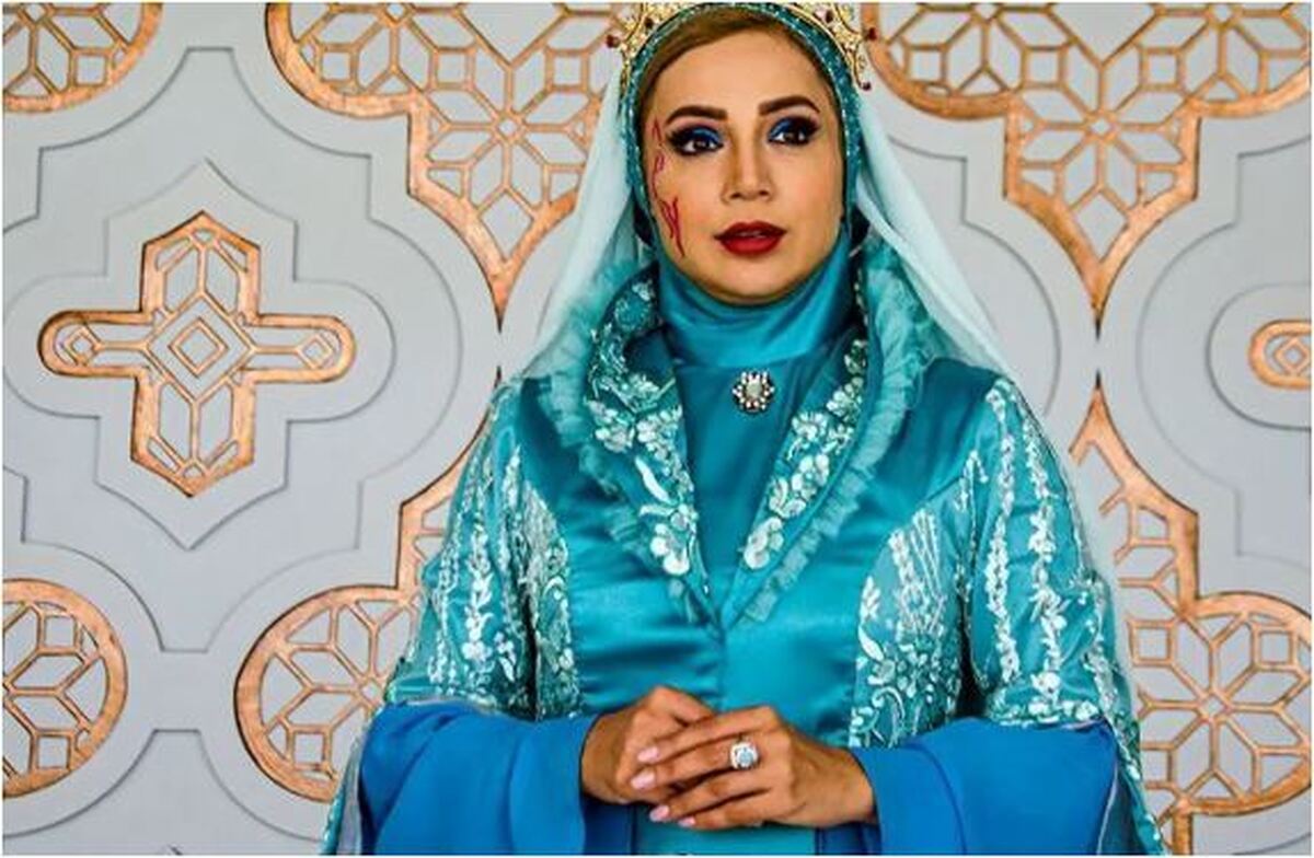 لباس عروس شبنم قلی خانی با یقه و آستین بلند و پوشیده، با وقار و با شکوه