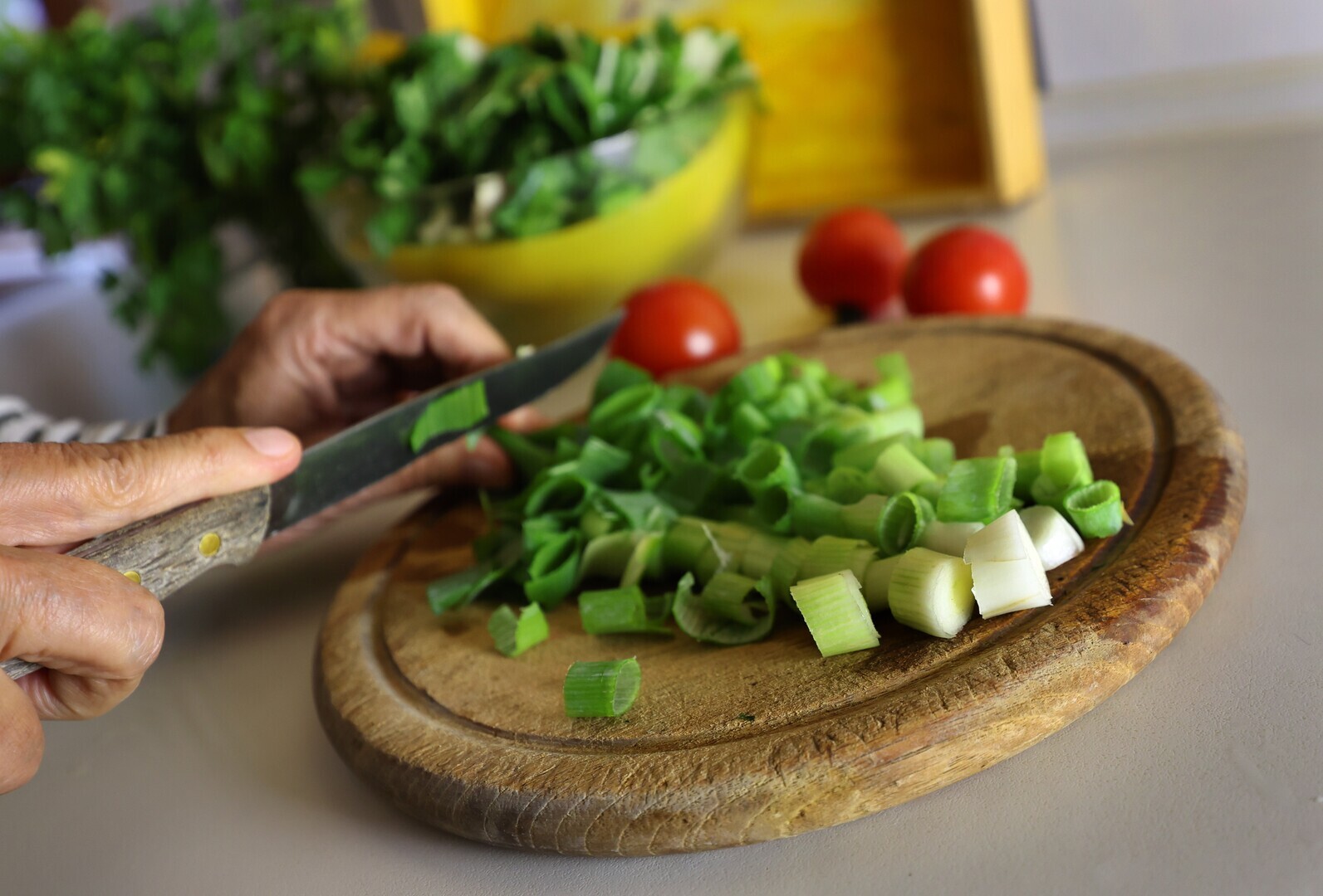 چرا و چگونه باید روزانه پیاز مصرف کرد؟