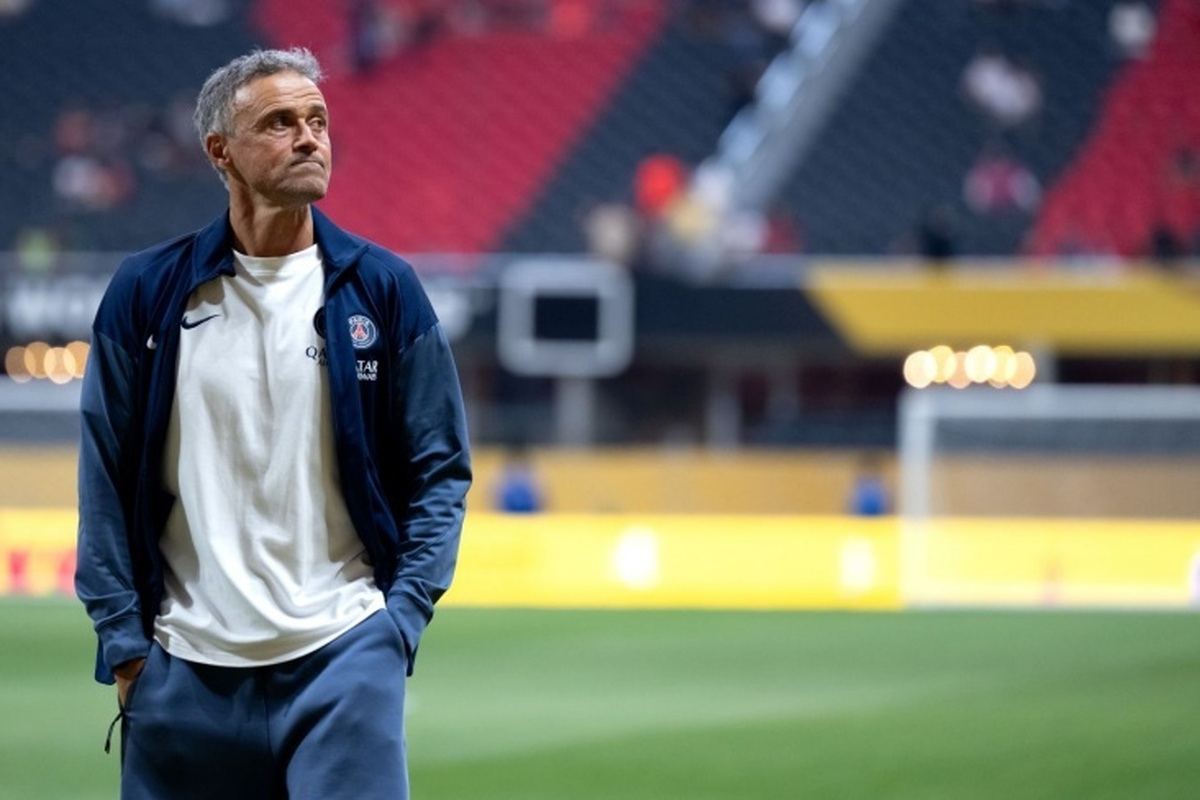 لوئیس انریکه یک صفحه نمایش تاکتیکی بزرگ برای بازیکنان پاری سن ژرمن در زمین تمرین باشگاه نصب کرد