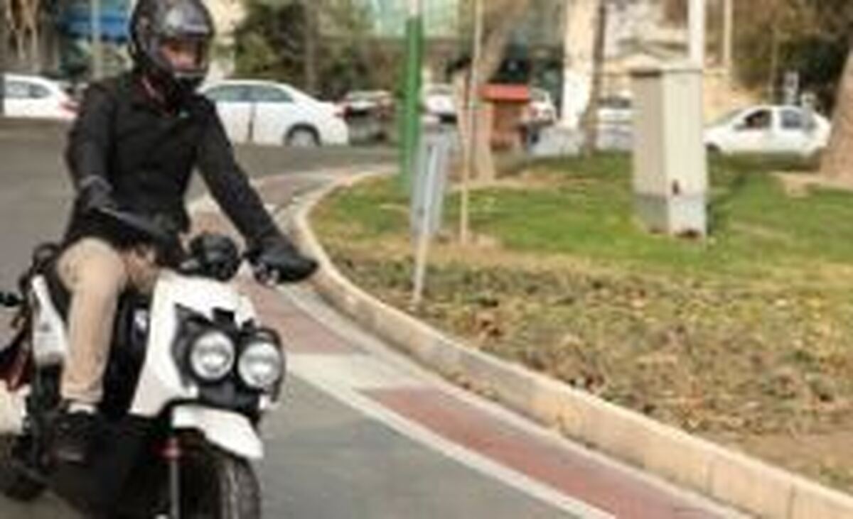 پلیس راهور: رانندگی با موتورسیکلت‌برقی هم با گواهینامه مجاز است