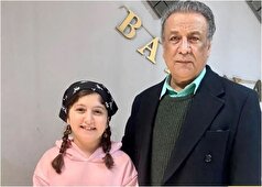 تصویری کمتر دیده شده از «عبدالرضا اکبری» در دومین تجربه بازیگری اش در سن ۳۳ سالگی