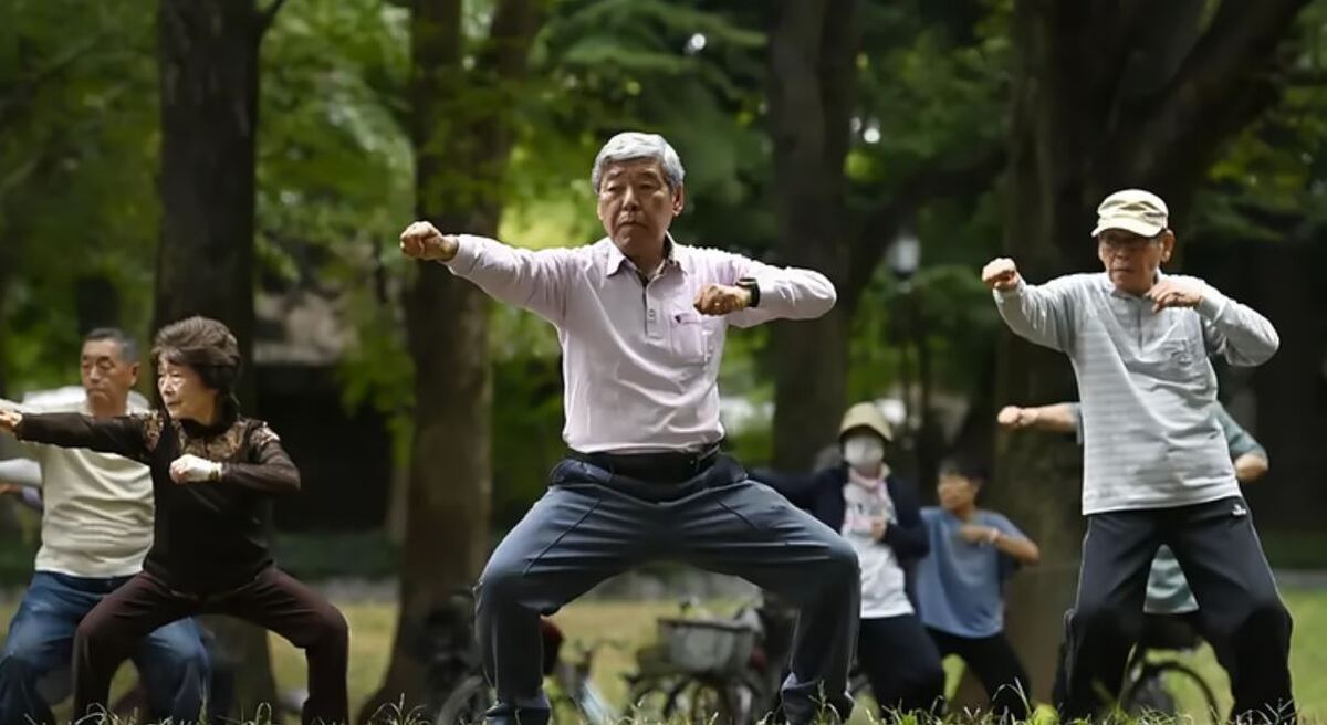 چرا مردم ژاپن اغلب تا ۱۰۰ سال یا بیشتر عمر می‌کنند