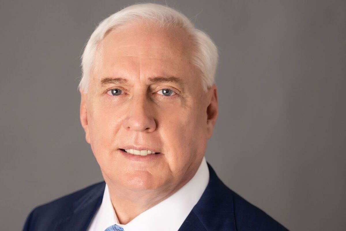 یک مشاور سابق پنتاگون وقوع کودتای نظامی در کی‌یف را بعید ندانست.