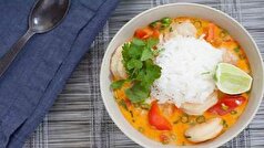 به سبک رستوران‌های معروف تایلندی این خورش دریایی ویژه را آماده کنید